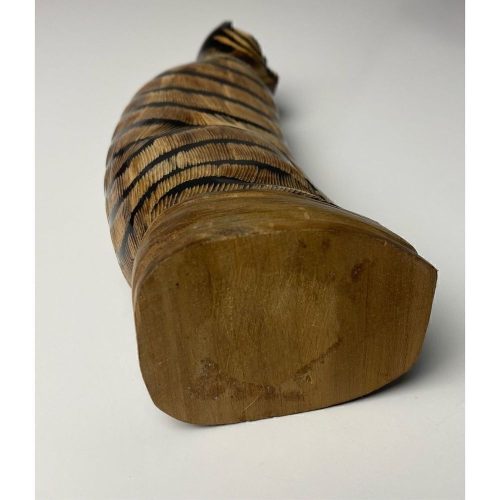 Carved Wooden Striped Cat Figurine Made in Thailand 7 in Tall Brown Black Unique - Picture 9 of 9